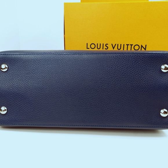 Louis Vuitton Taurillon Python Capucines BB Indingo Bag - Picture 10 of 16